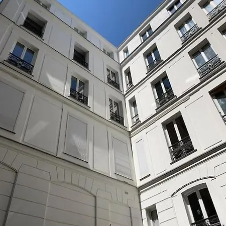 Haussmanannien Cosy - Republique *